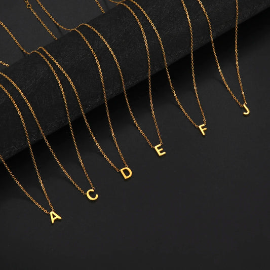 Collier pour femme en acier inoxydable avec lettre